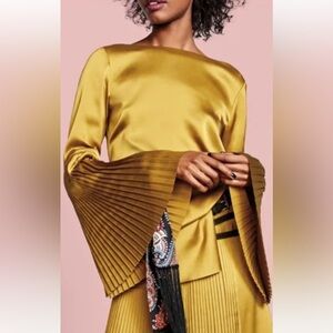 Banana Republic x Olivia Palermo Pleated Asymmetrical Blouse size Small Gold